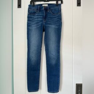 Madewell Women's Skinny Jeans in Deep Blue